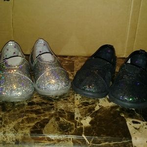 Silver and black toddler girl canvas shoes